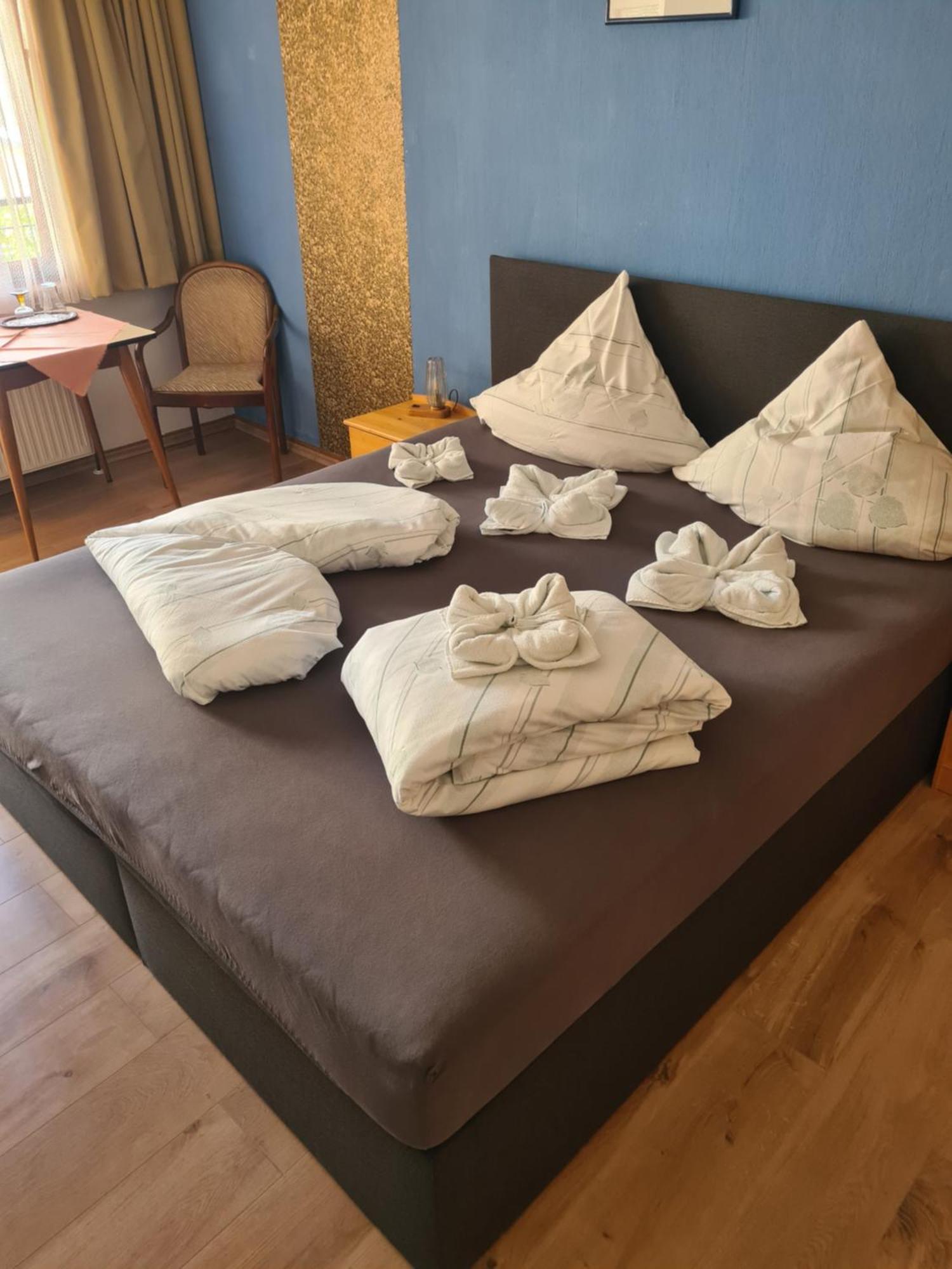 Zum Feti Pension Und Restaurant Rüdesheim am Rhein Buitenkant foto